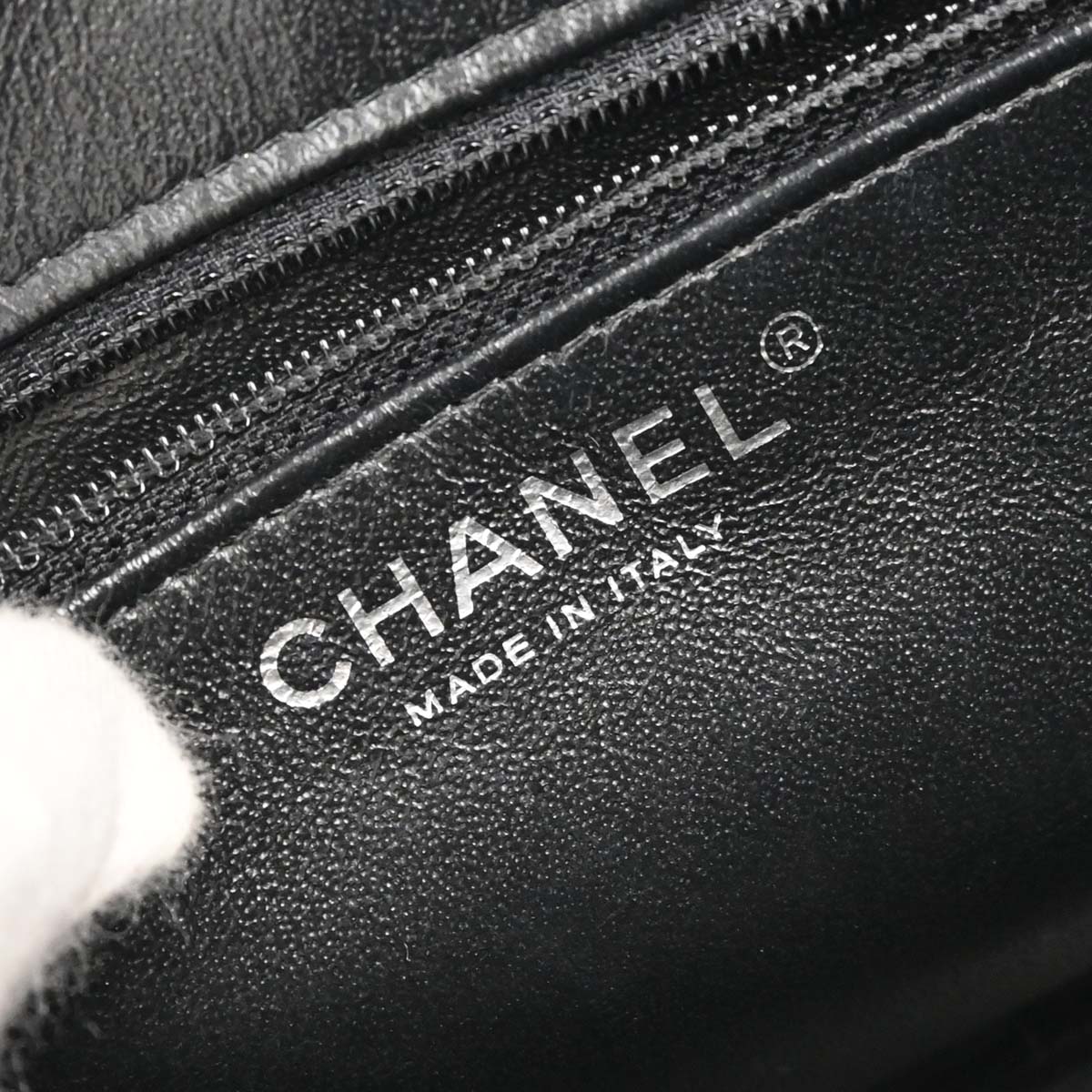 Chanel 2018-2019 Black Caviar Skin Camera Bag Small