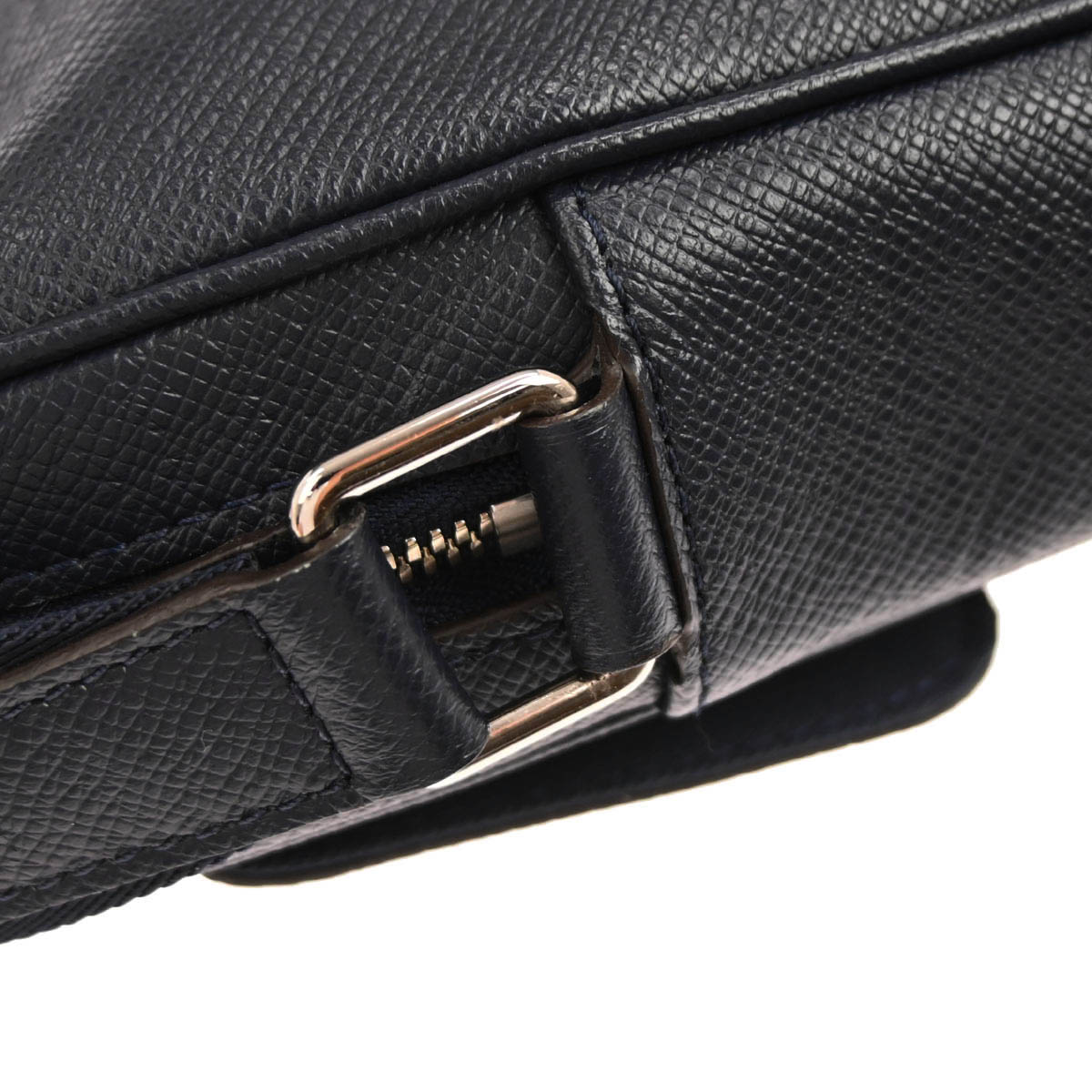 Louis Vuitton Navy Taiga Alex Messenger Shoulder Bag M30261