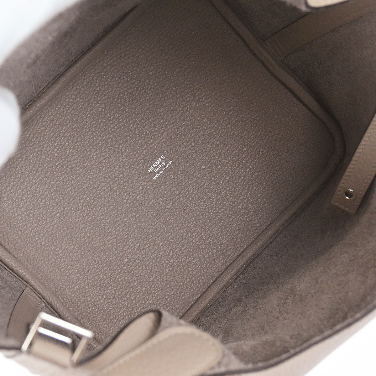 Hermes Gris Tourterelle Taurillon Picotin Lock 22 MM Handbag