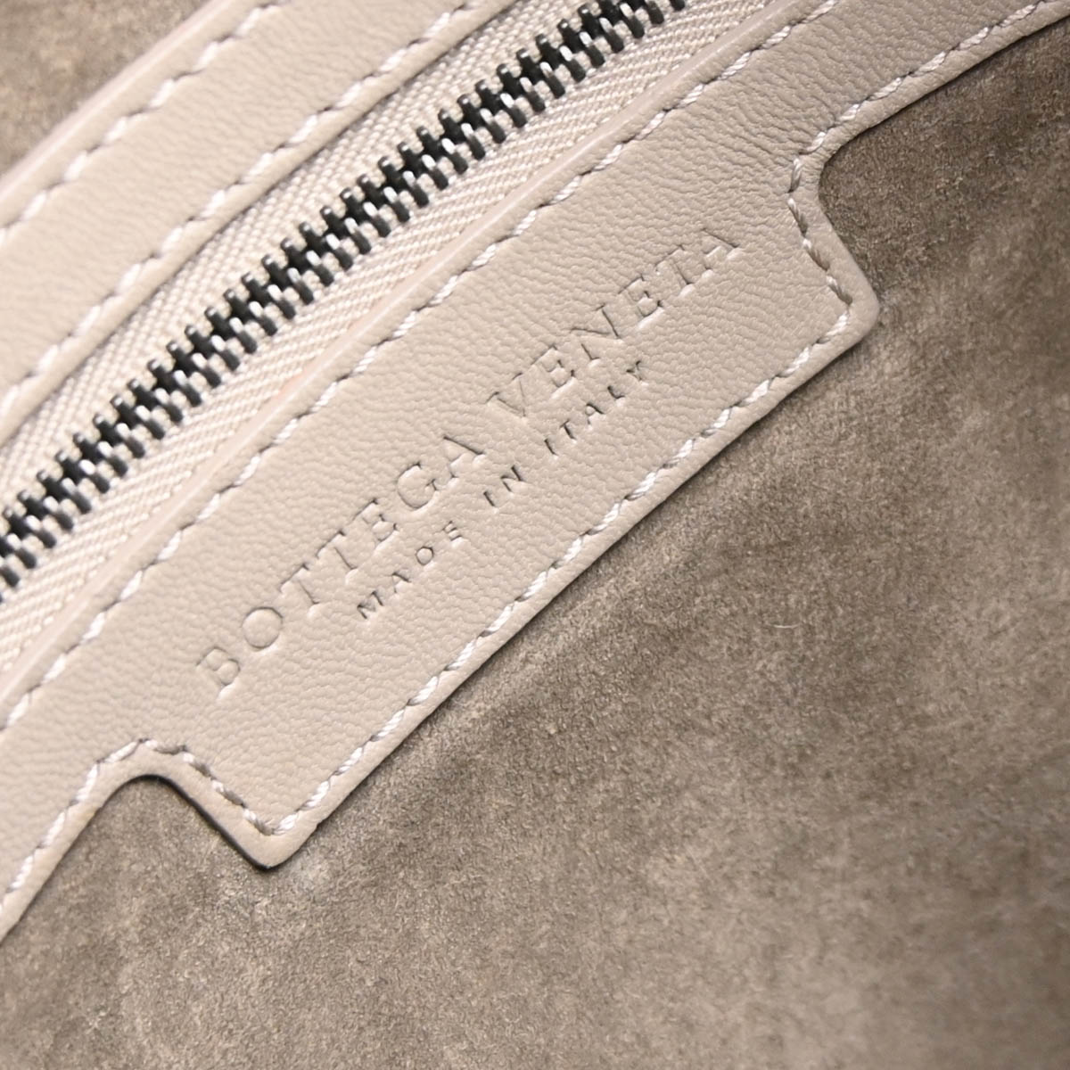 Bottega Veneta Grege Lambskin Intrecciato Hobo Handbag