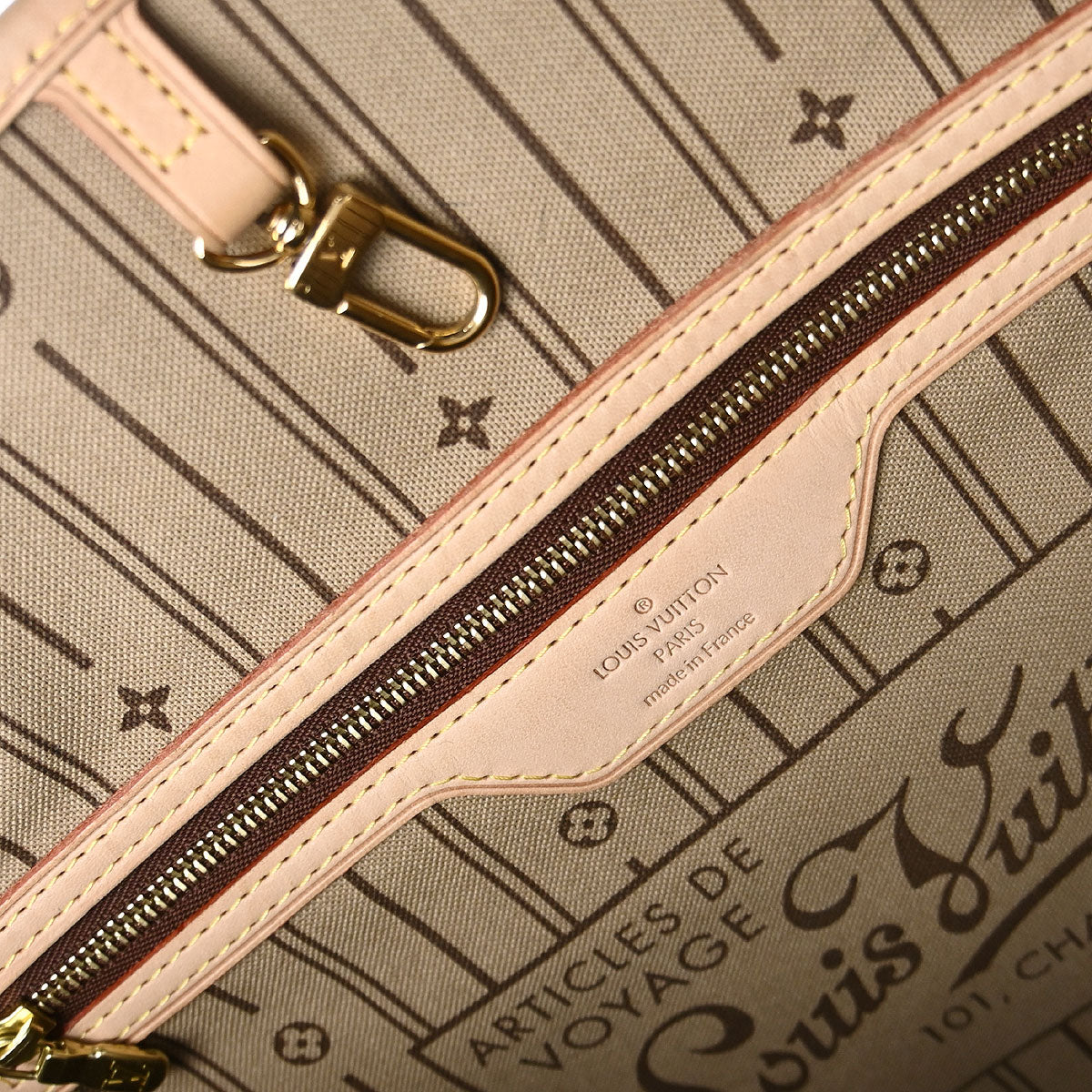 Louis Vuitton Monogram Neverfull GM Tote Bag M40157