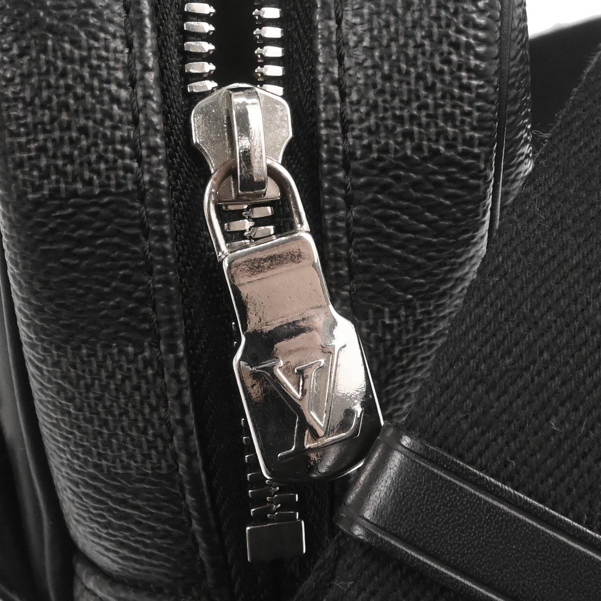 Louis Vuitton Damier Graphite Dayton PM Shoulder Bag N41408