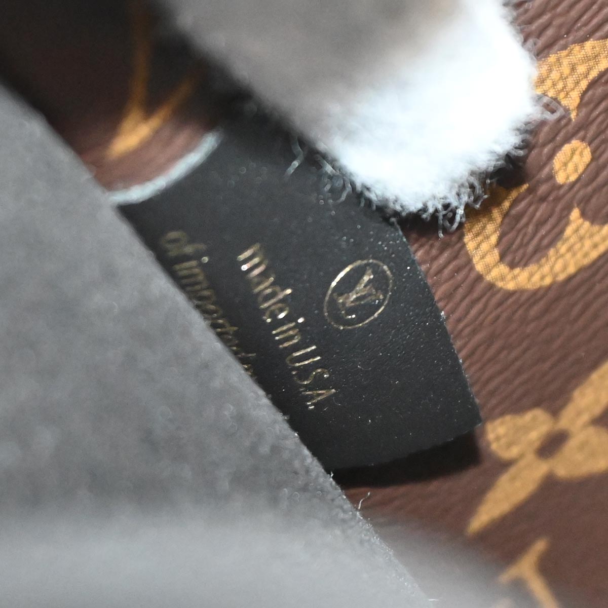 Louis Vuitton Monogram Neo Noe Shoulder Bag M44020