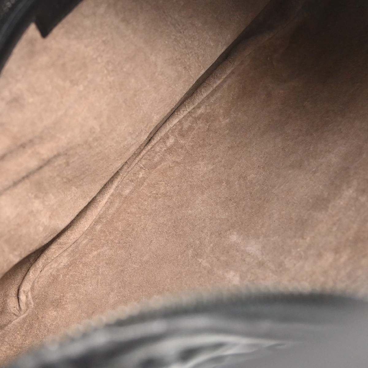 Bottega Veneta Black Lambskin Intrecciato Hobo Handbag