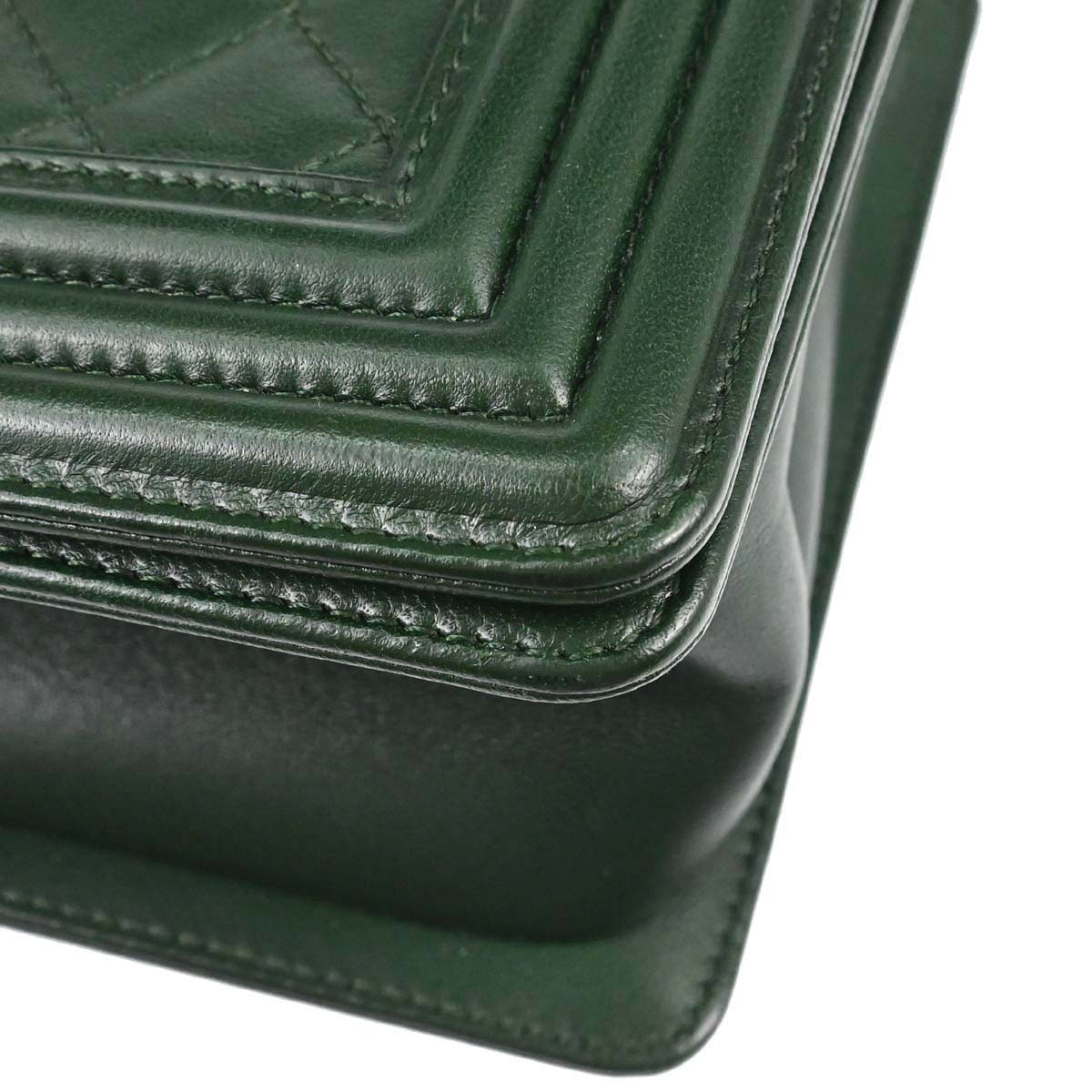 Boy Chanel 2014-2015 Green Lambskin Medium Shoulder Bag