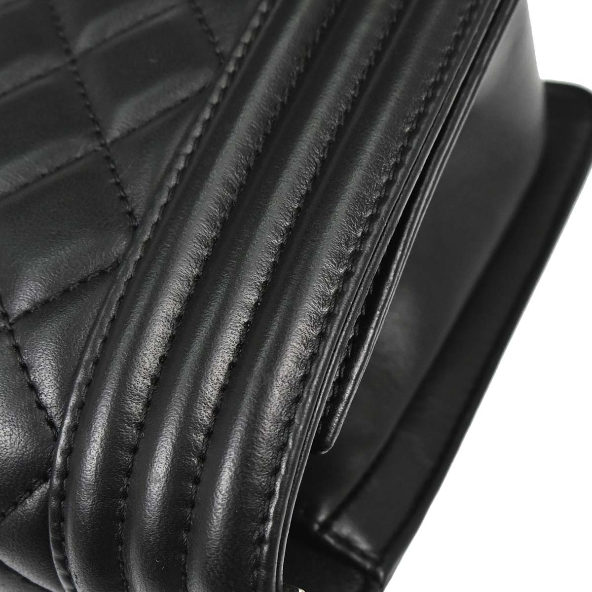 Boy Chanel Black Lambskin Medium Shoulder Bag