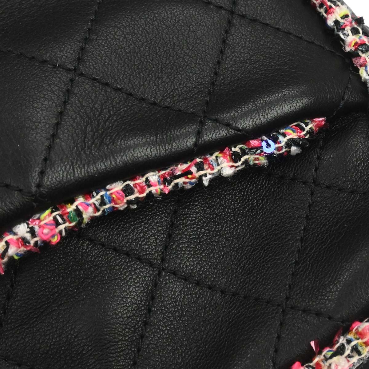 Chanel 2019 Black Tweed Lambskin Shoulder Bag