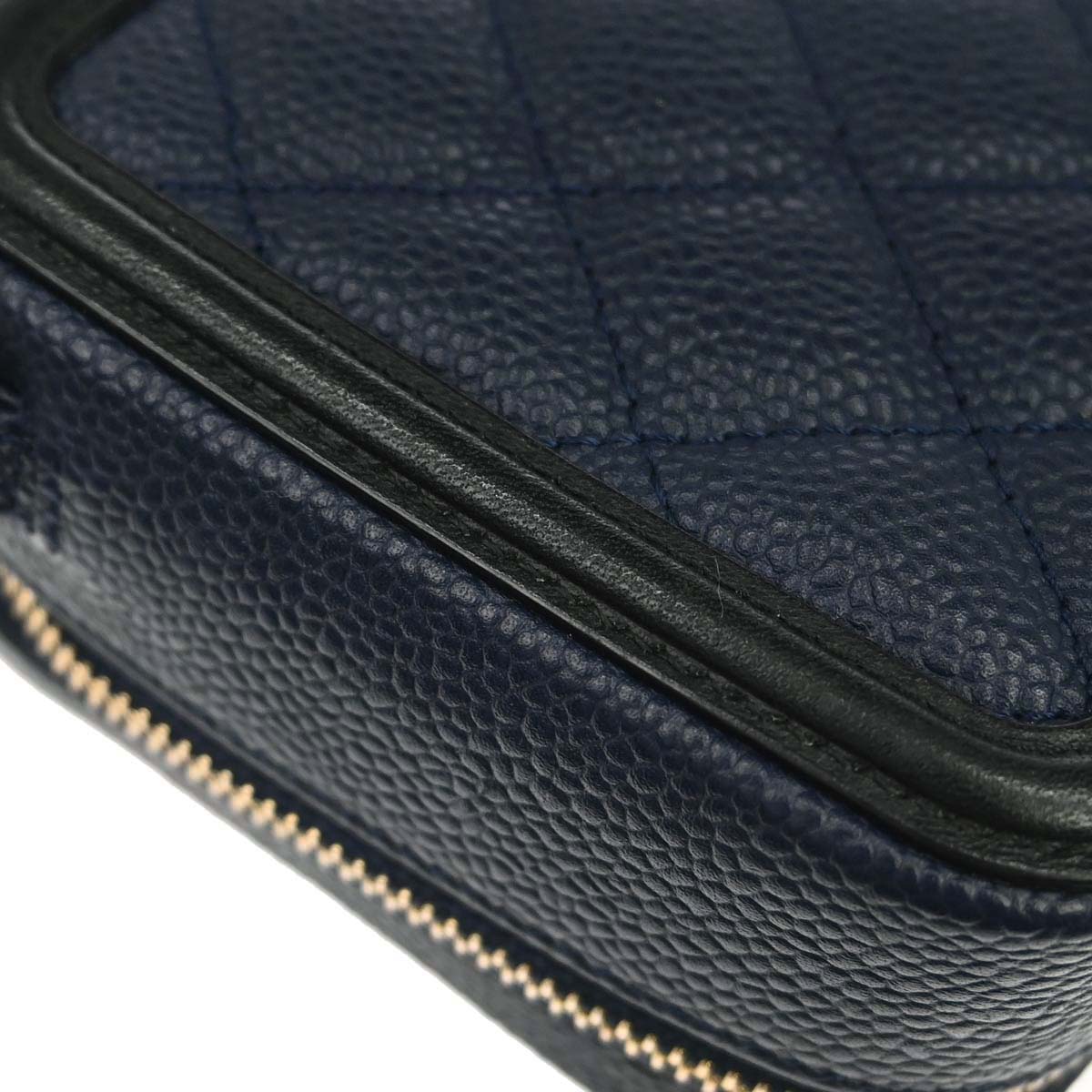 Chanel 2018-2019 Navy Caviar Skin Filigree Vanity Shoulder Bag