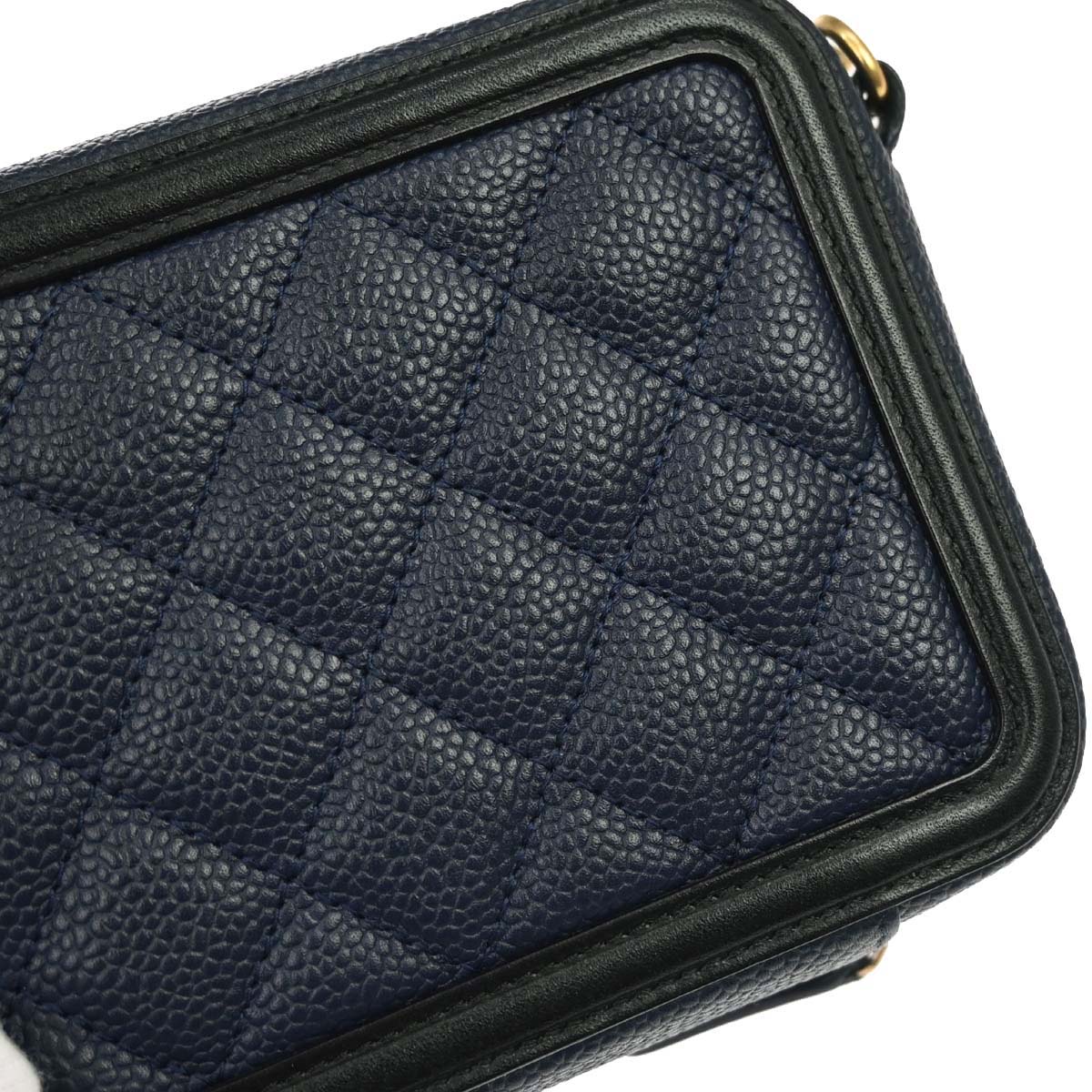 Chanel 2018-2019 Navy Caviar Skin Filigree Vanity Shoulder Bag
