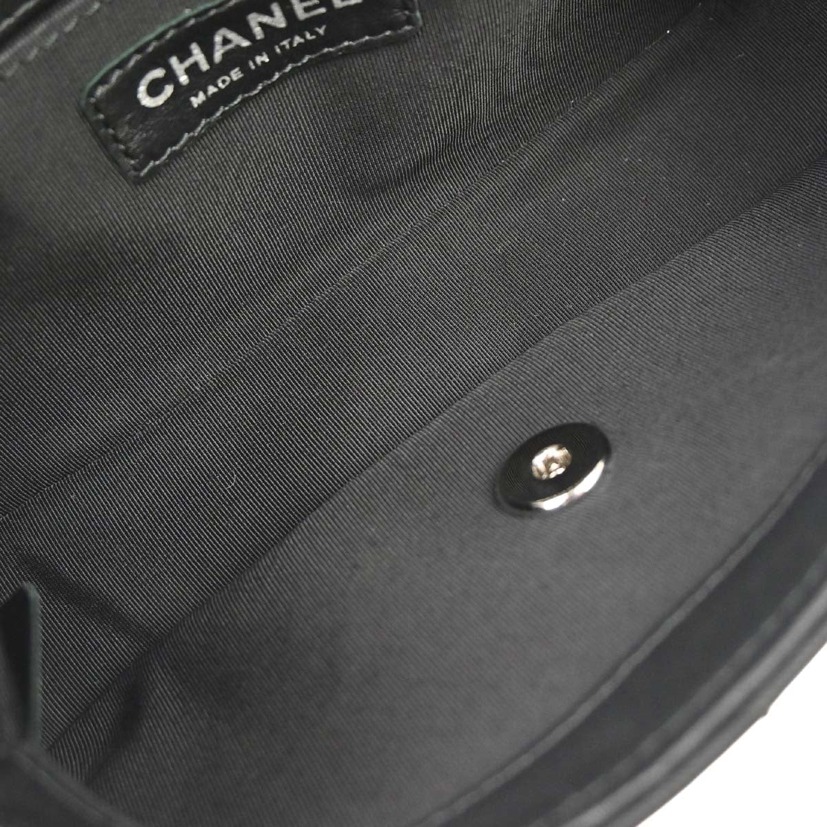 Chanel 2017-2018 Black Calfskin Chevron Shoulder Bag
