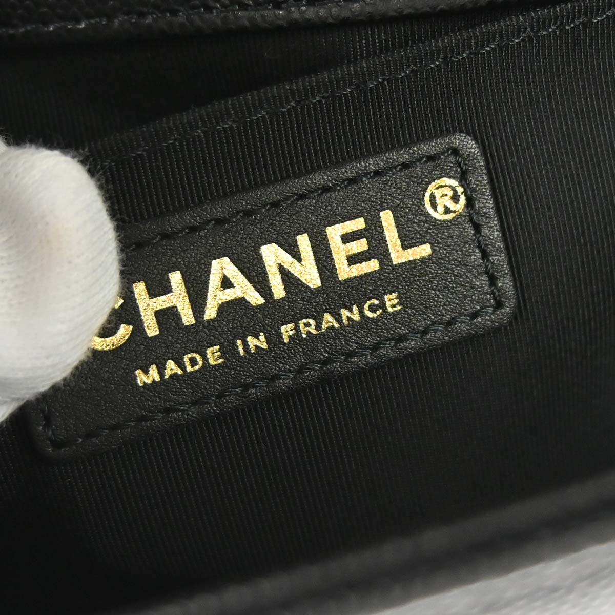 Boy Chanel 2019 Black Caviar Skin Small Chain Shoulder Bag