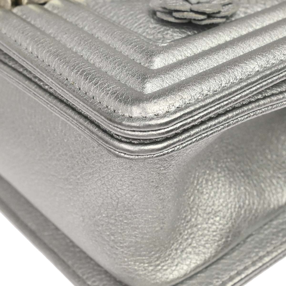 Boy Chanel Silver Lambskin Camellia Applique Small Chain Shoulder Bag