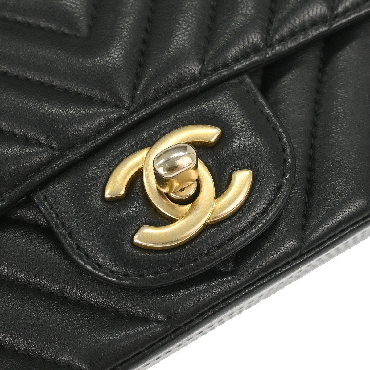 Chanel 2019 Black Lambskin Chevron Mini Classic Square Flap Shoulder Bag 17