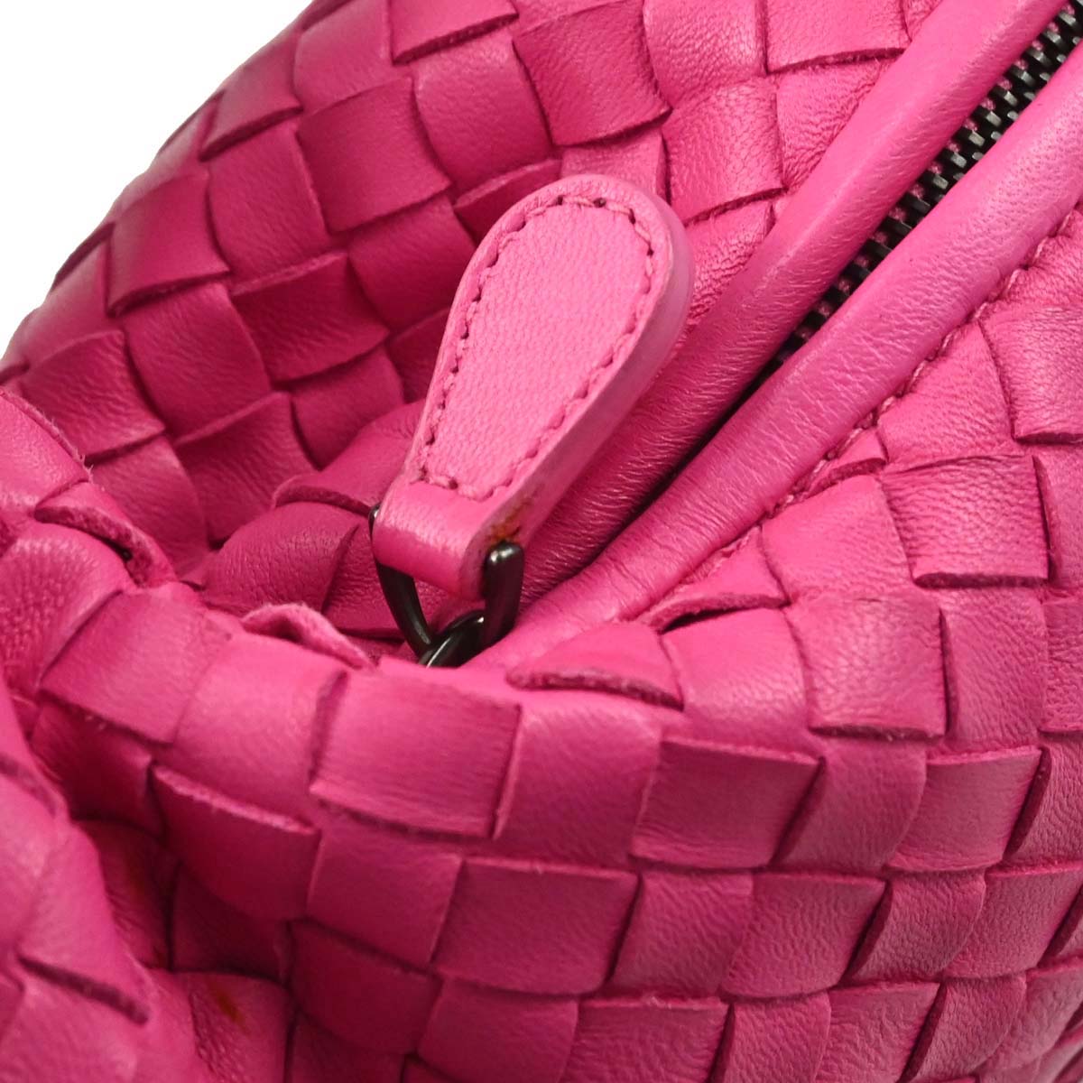 Bottega Veneta Pink Lambskin Intrecciato Hobo Handbag