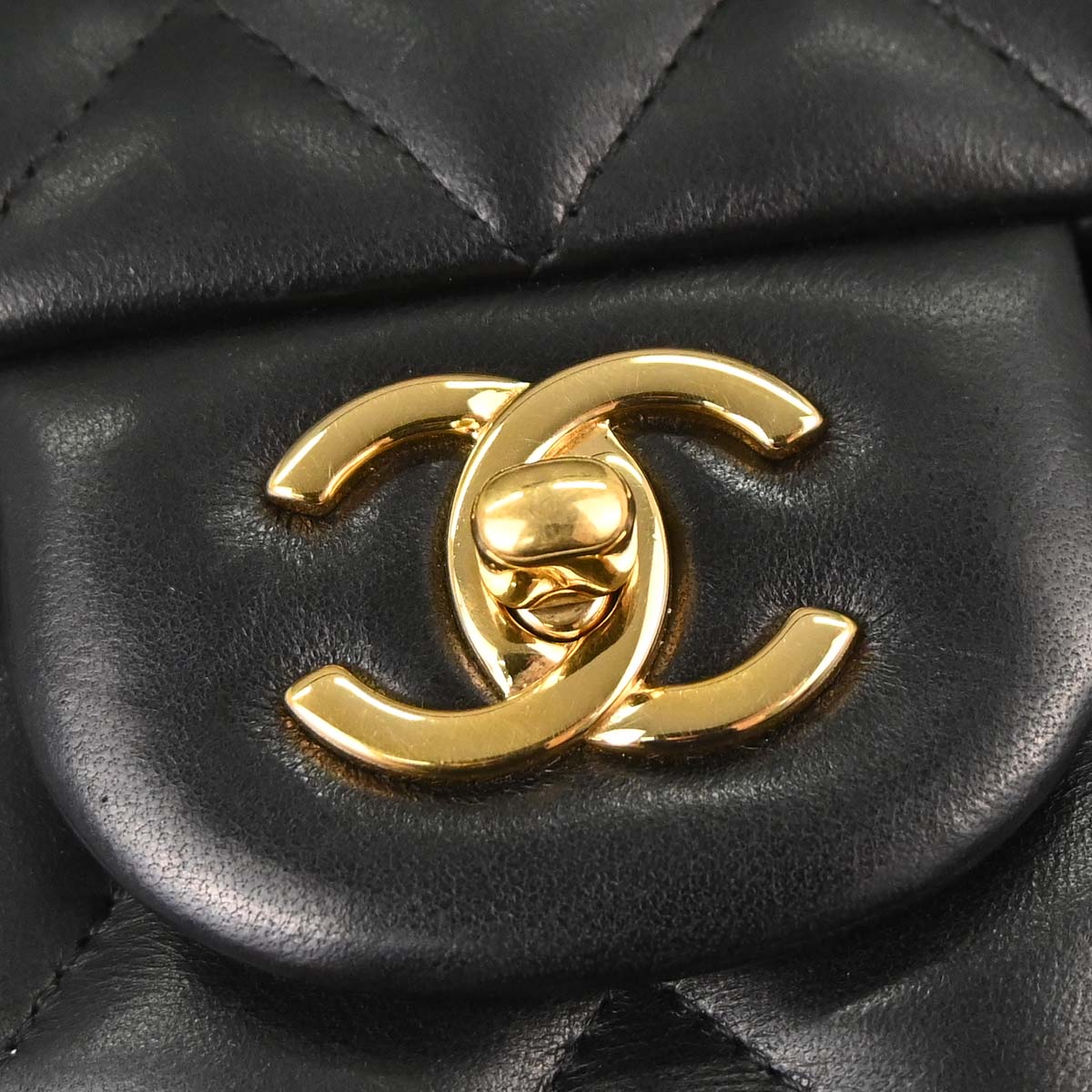 Chanel 2012-2013 Black Lambskin Jumbo Classic Double Flap Shoulder Bag