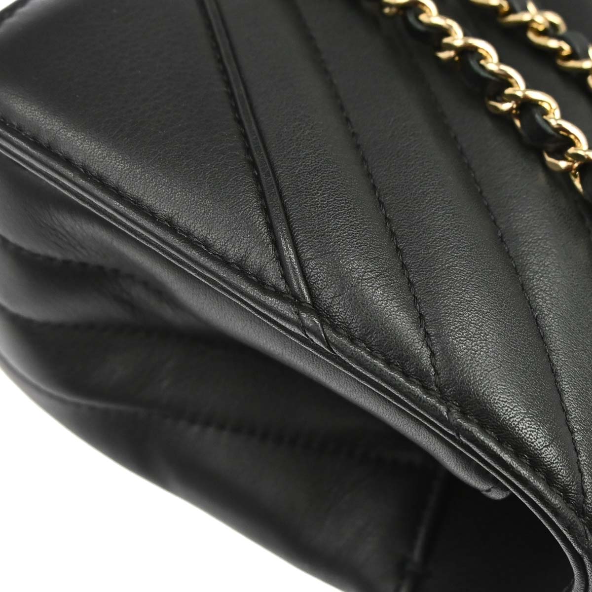 Chanel 2017-2018 Black Lambskin Chevron Turnlock Mini Full Flap Shoulder Bag