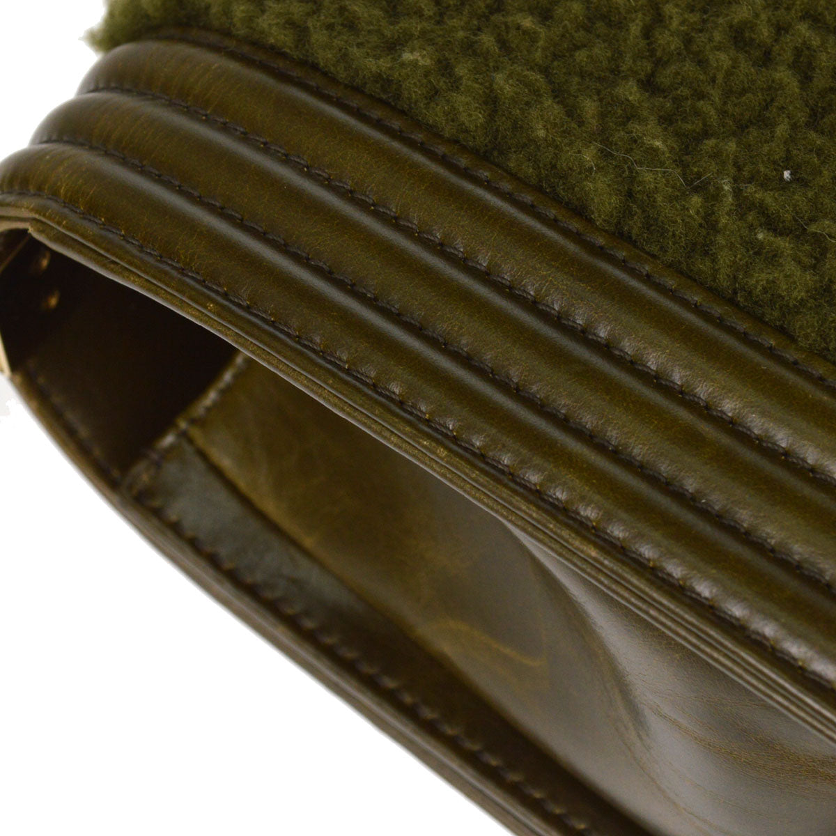 Boy Chanel 2016-2017 Green Shearling Calfskin Medium Shoulder Bag