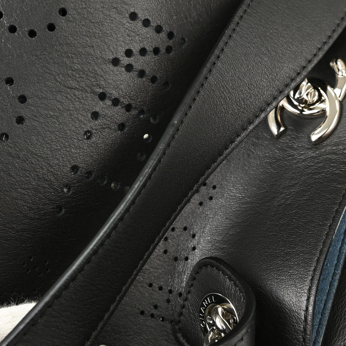 Chanel 2019 Black Perforated Calfskin Logo Eyelets Tote 2way Shoulder Handbag