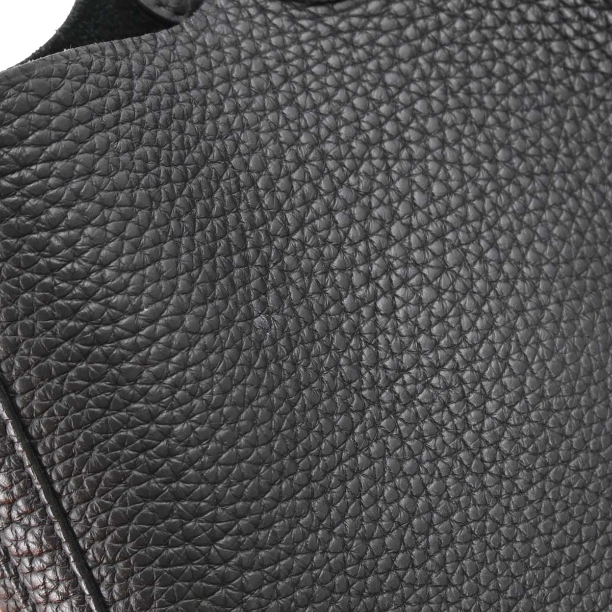 Hermes Black Taurillon Clemence Picotin Lock 22 MM Handbag