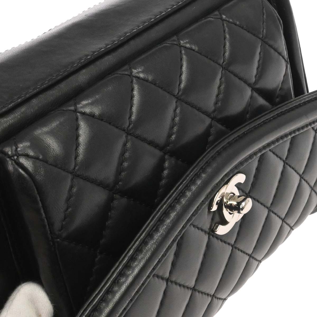 Chanel Black Lambskin Geometric Flap Shoulder Bag