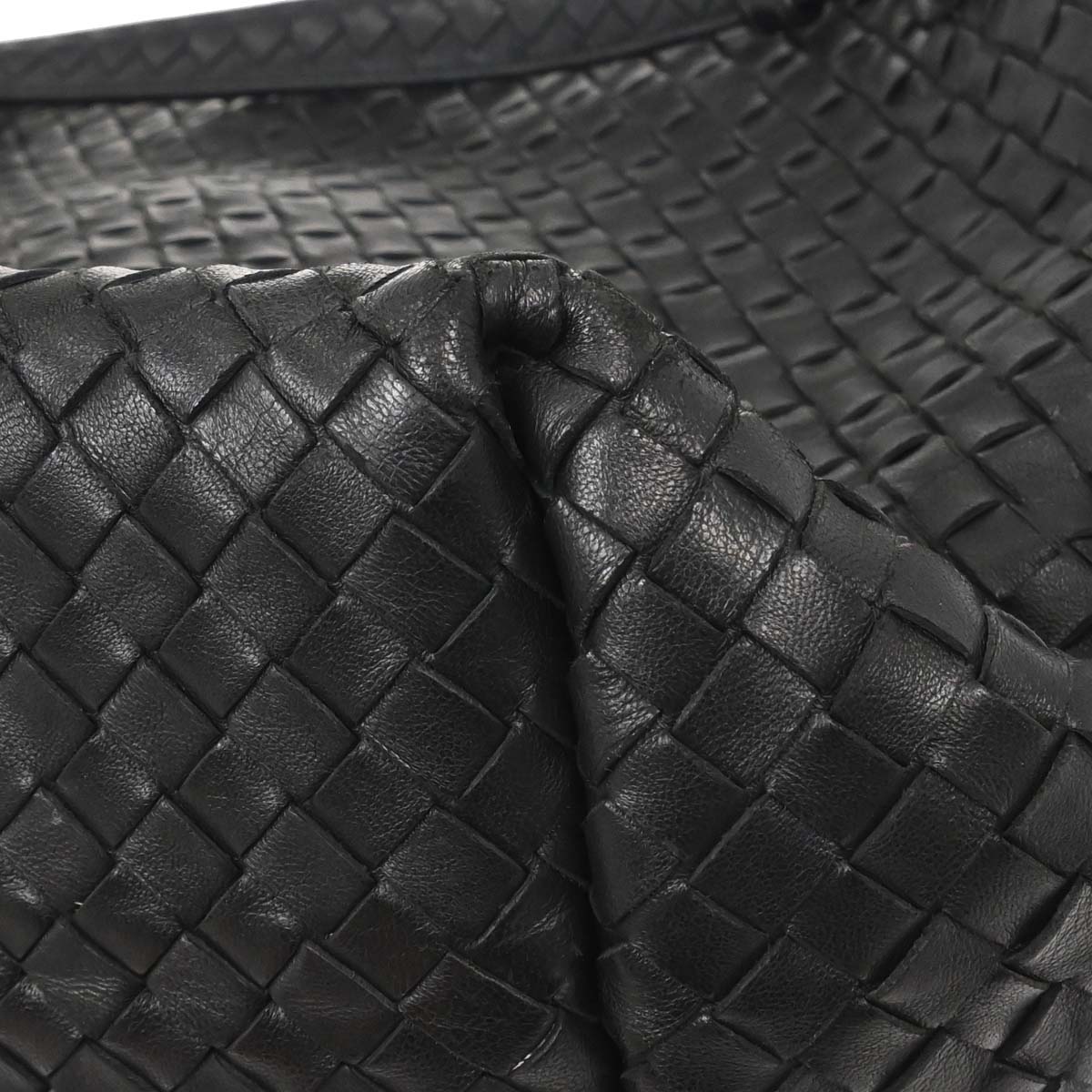 Bottega Veneta Black Lambskin Intrecciato Handbag