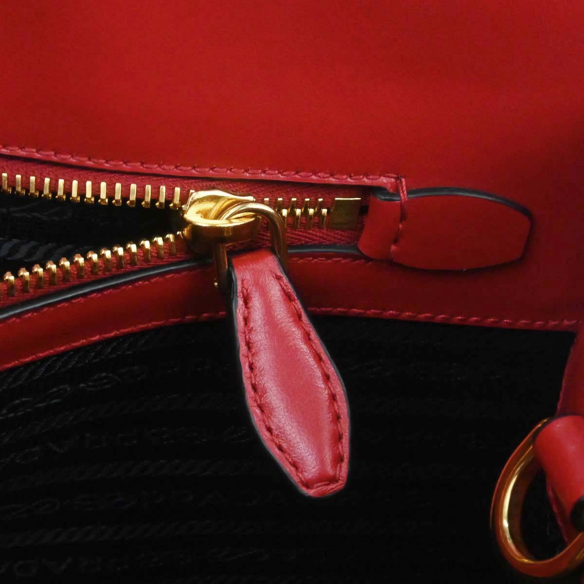 Prada Red Leather 2way Shoulder Tote Handbag