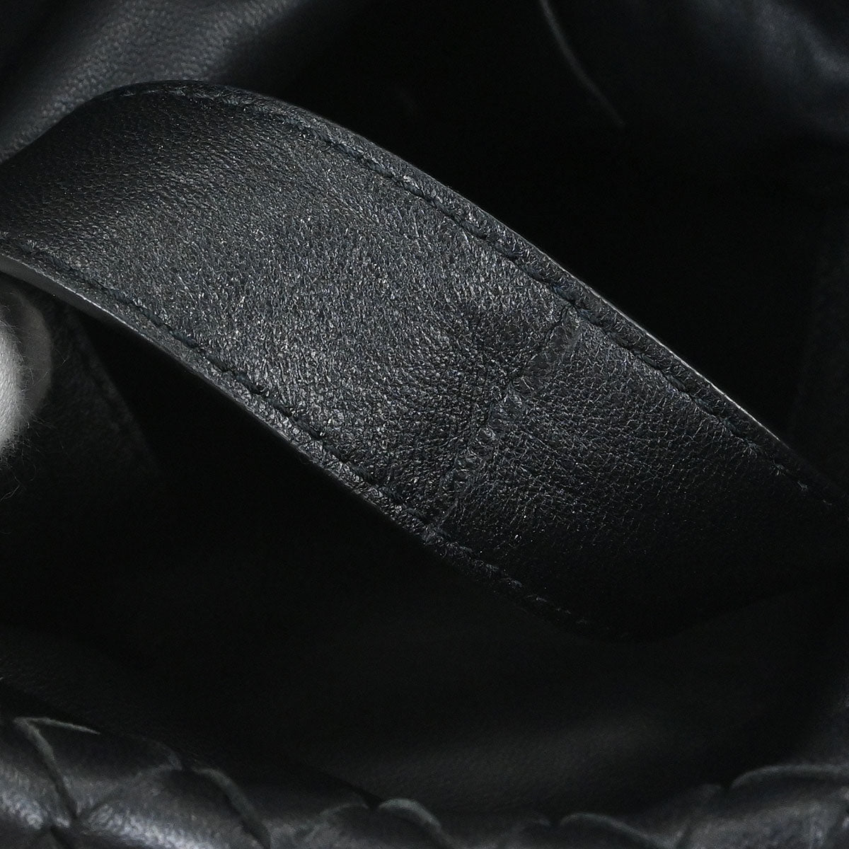 Bottega Veneta Black Lambskin Intrecciato Shoulder Bag
