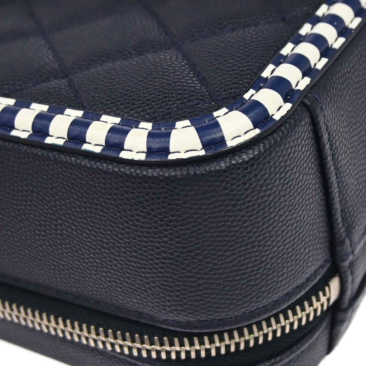 Chanel 2019 Navy Caviar Skin CC Filigree 2way Shoulder Vanity Handbag