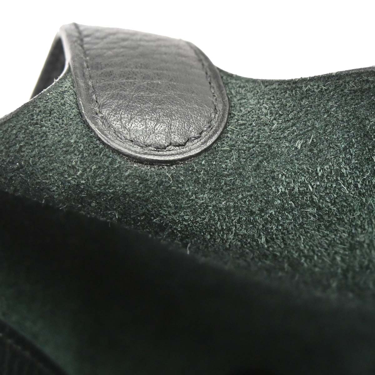 Hermes Black Taurillon Clemence Picotin Lock 18 PM Handbag