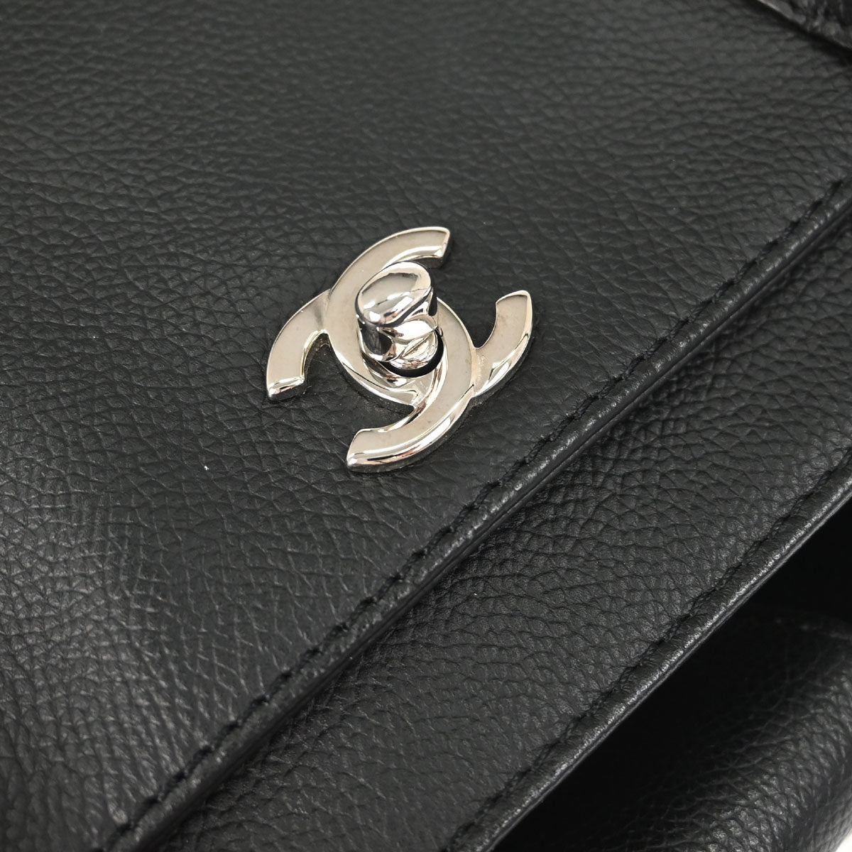 Chanel 2013-2014 Black Calfskin Executive Cerf 2way Shoulder Tote Bag
