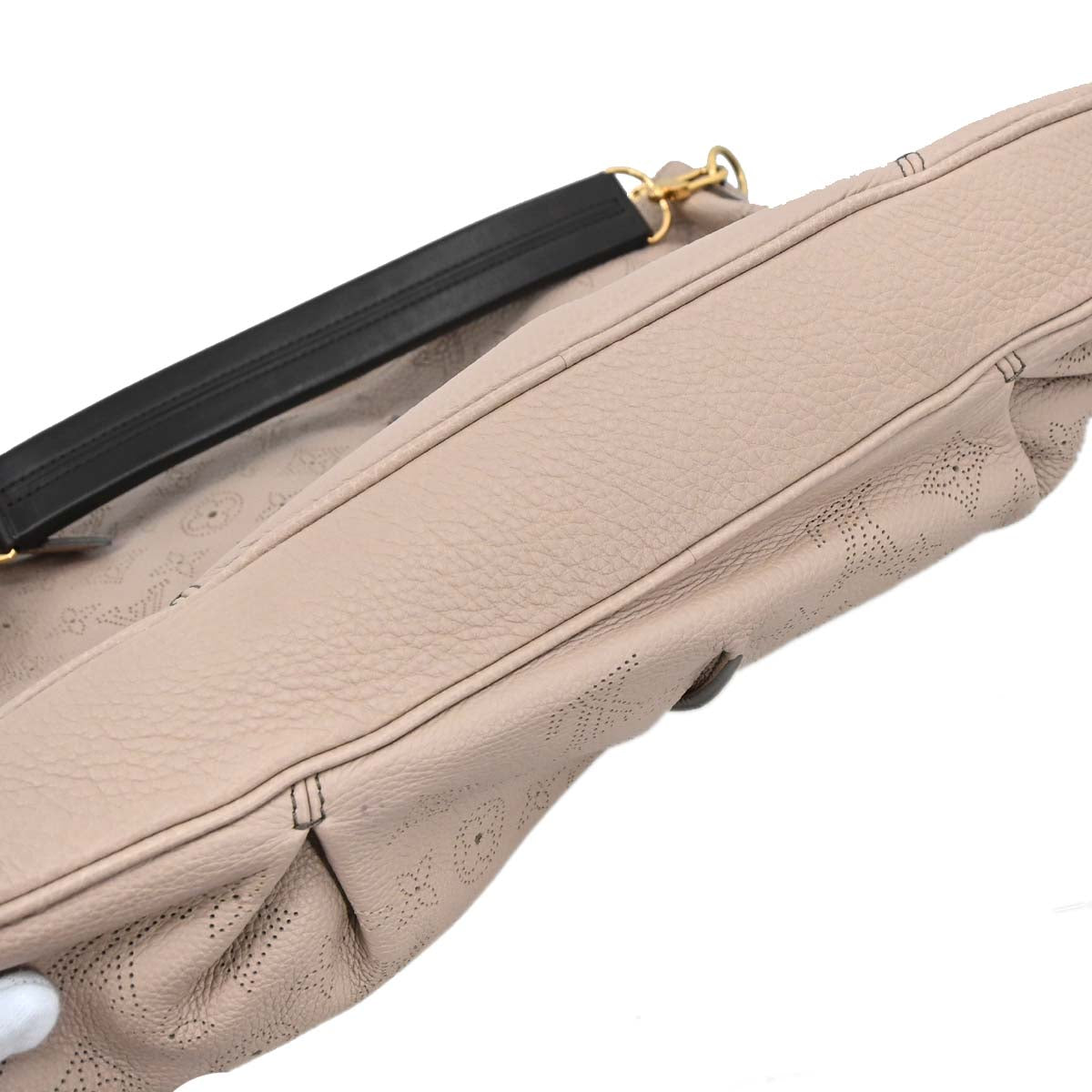 Louis Vuitton Beige Mahina Selene MM 2way Shoulder Handbag M94275
