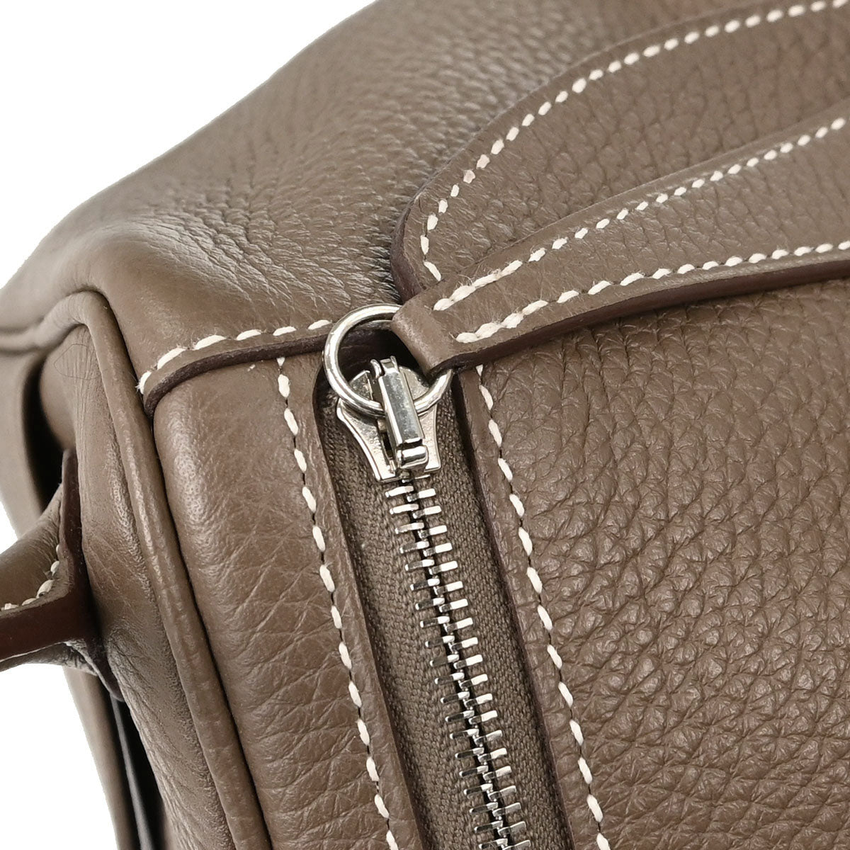 Hermes Etoupe Gray Taurillon Clemence Lindy 26 Shoulder Bag