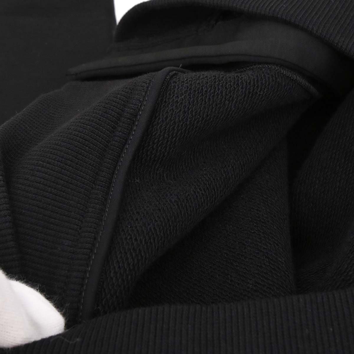 Chanel 2017 Top Black #38