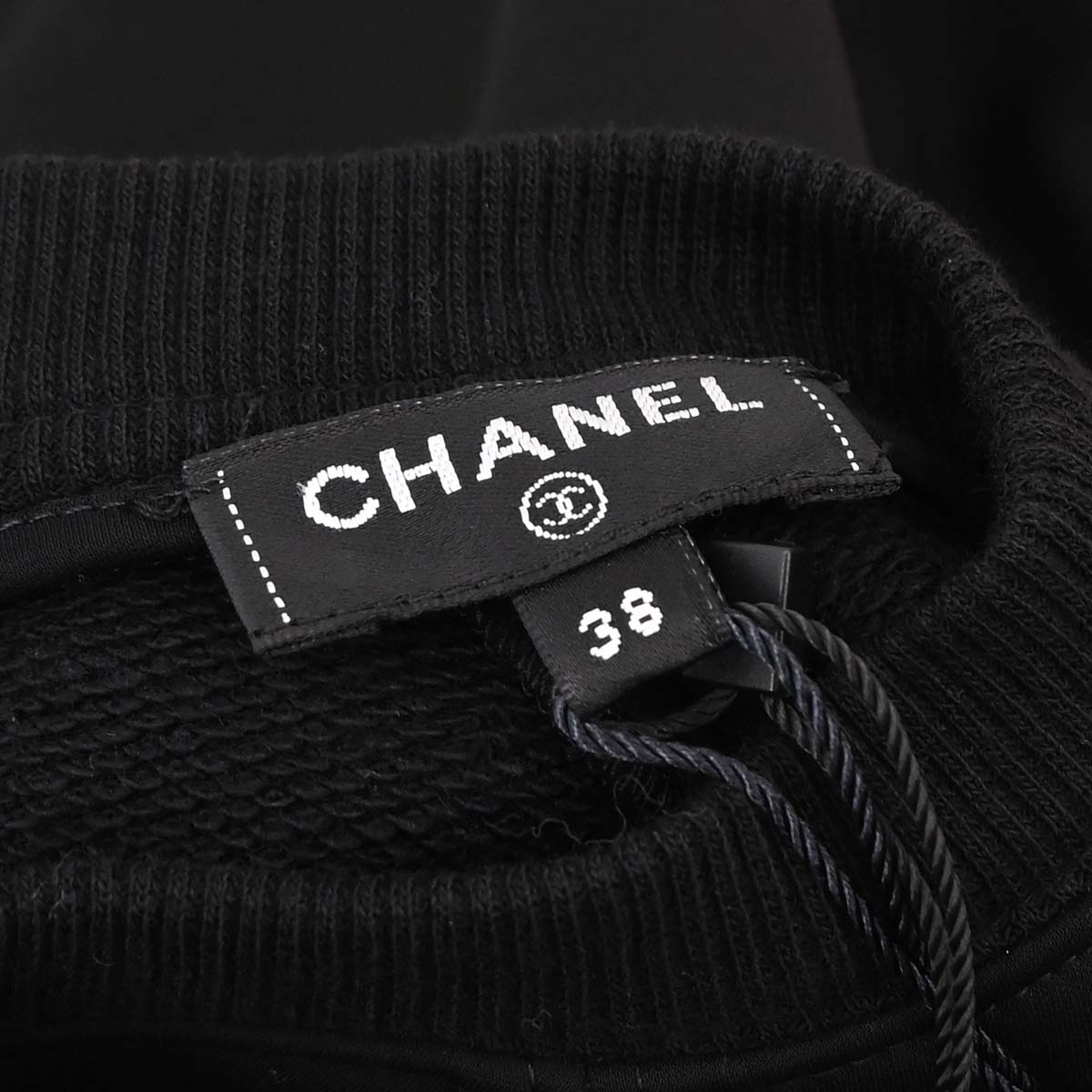 Chanel 2017 Top Black #38