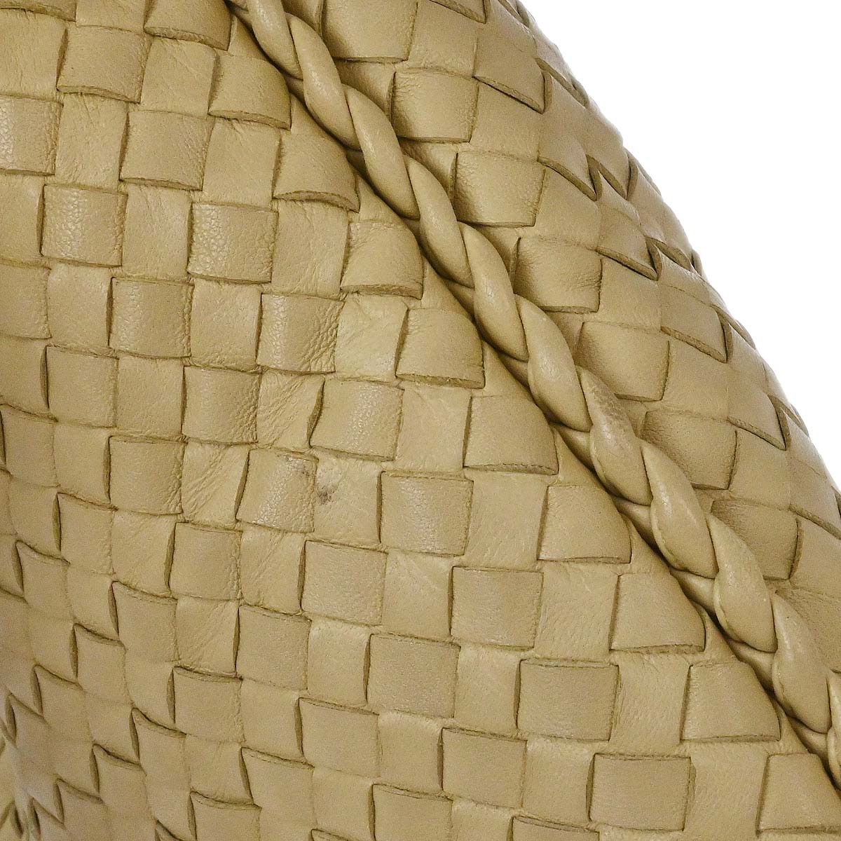 Bottega Veneta Beige Lambskin Intrecciato Hobo Handbag