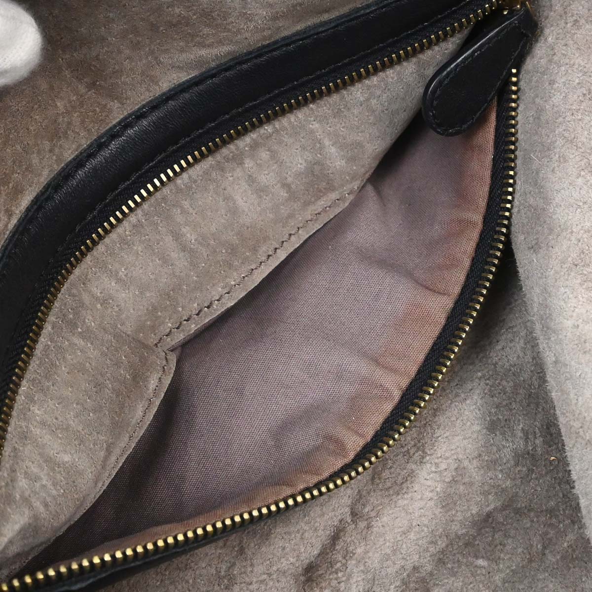 Bottega Veneta Black Lambskin Intrecciato Handbag