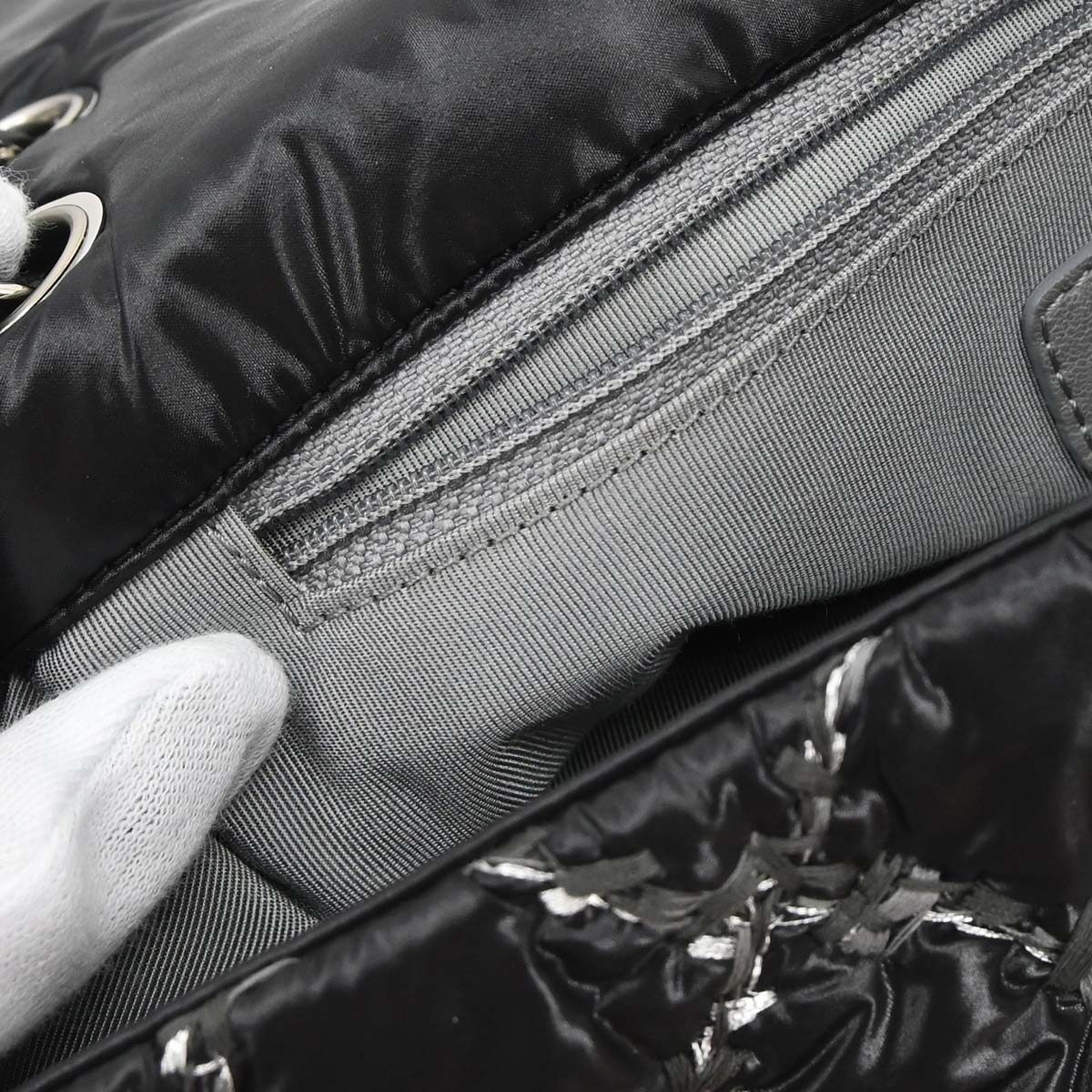 Chanel 2010-2011 Black Nylon Tweed Paris-Byzance Bubble Flap Shoulder Bag
