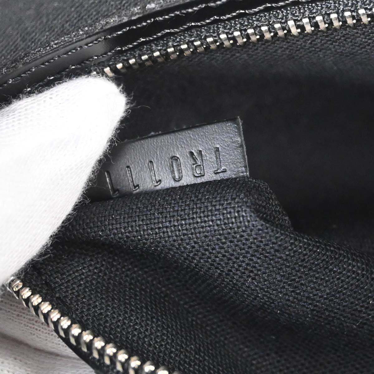 Louis Vuitton Damier Graphite Porte Documents Voyage GM N41123