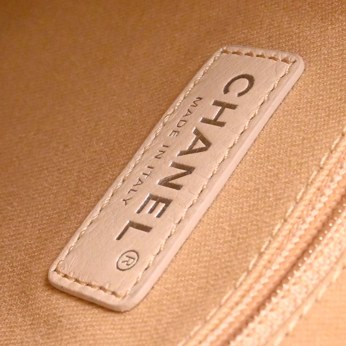 Chanel White Calfskin 2way Shoulder Bucket Handbag
