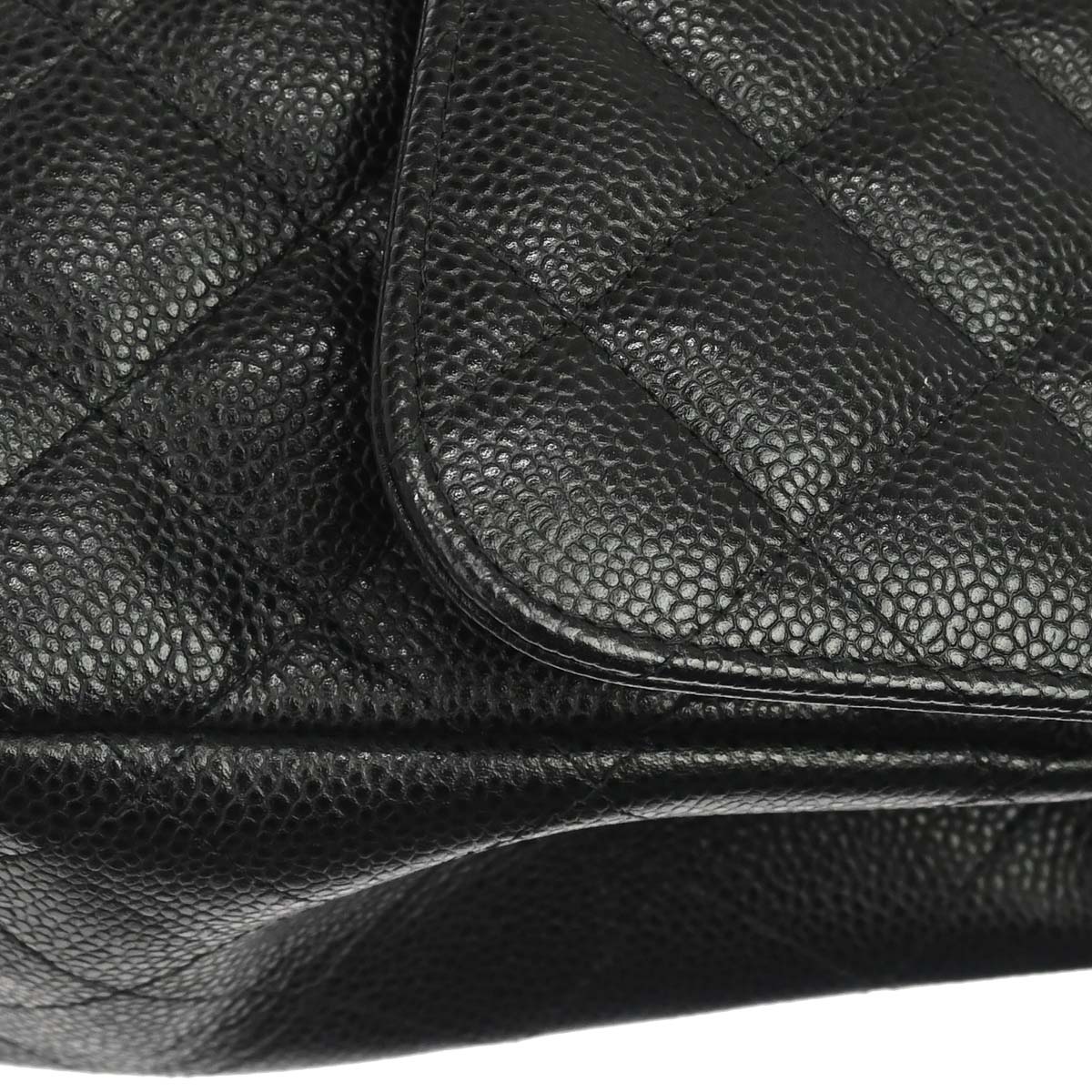 Chanel 2017-2018 Black Caviar Skin Jumbo Classic Double Flap Shoulder Bag