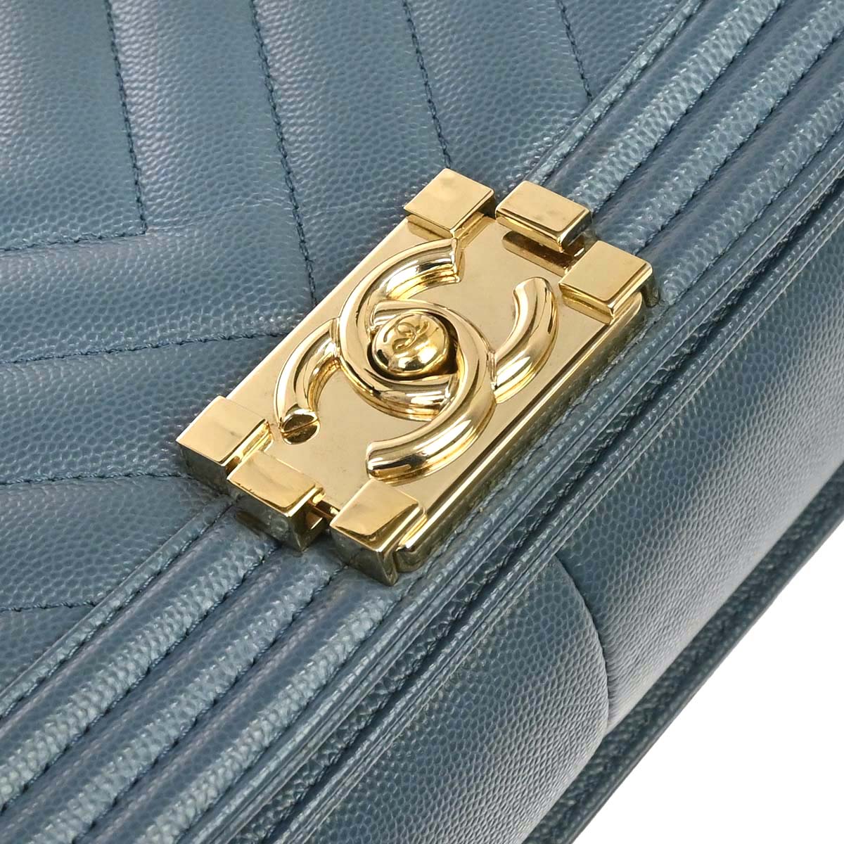 Boy Chanel 2018 Blue Caviar Skin Chevron Medium Shoulder Bag