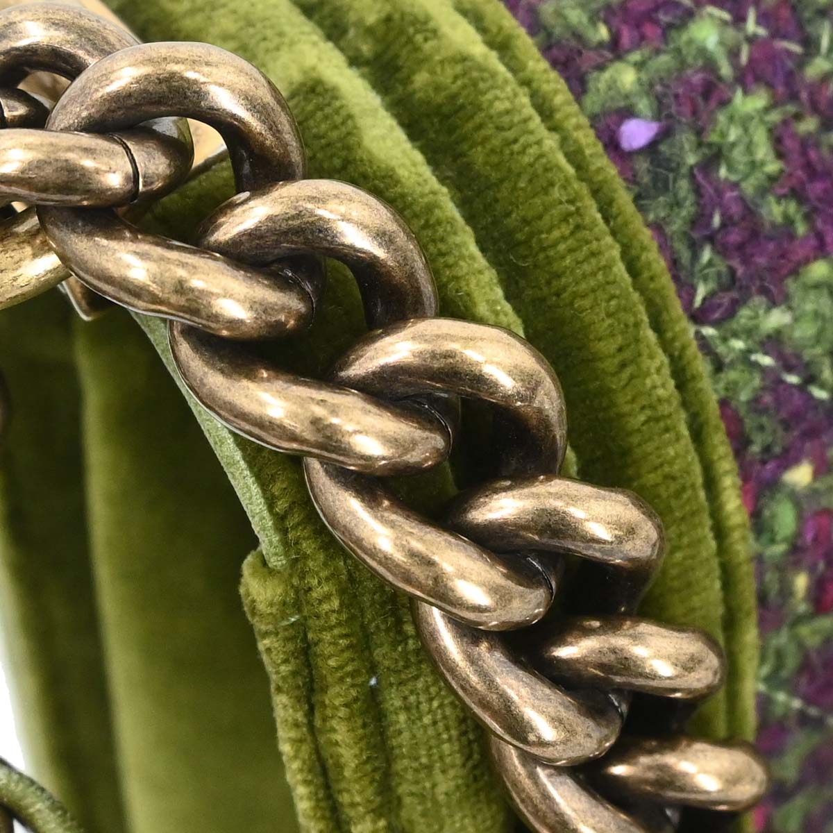 Boy Chanel Green Velvet Tweed Medium Shoulder Bag