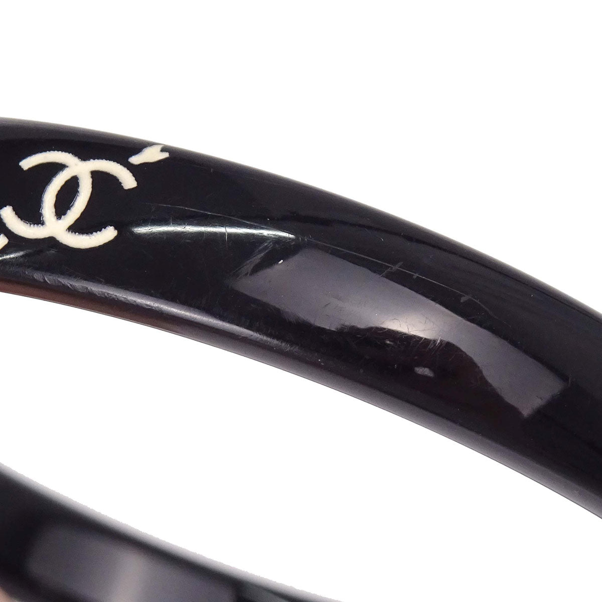 Chanel Black Acrylic Bangle Accessories 10P
