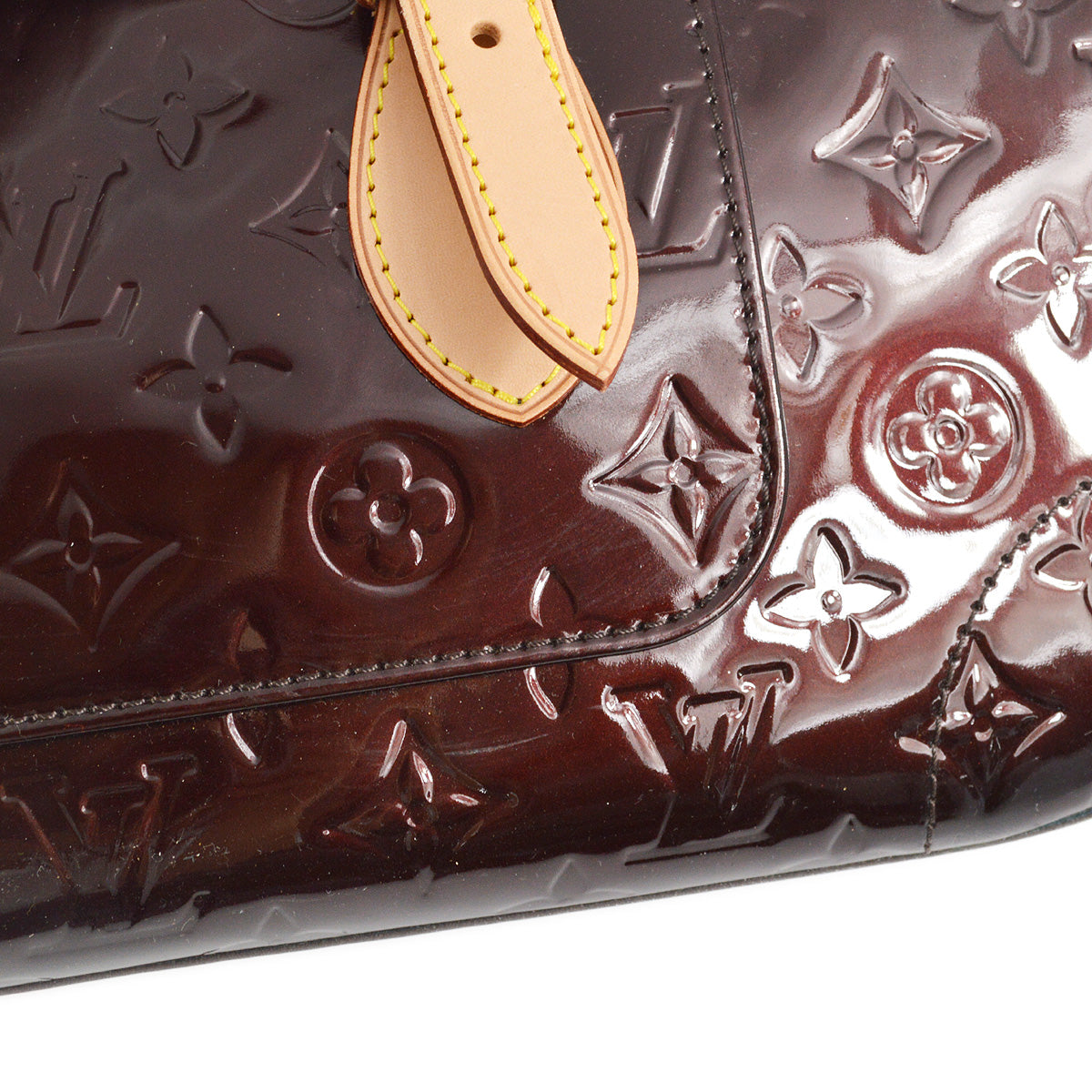 Louis Vuitton 2010 Amarante Vernis Rosewood Avenue Handbag M93510