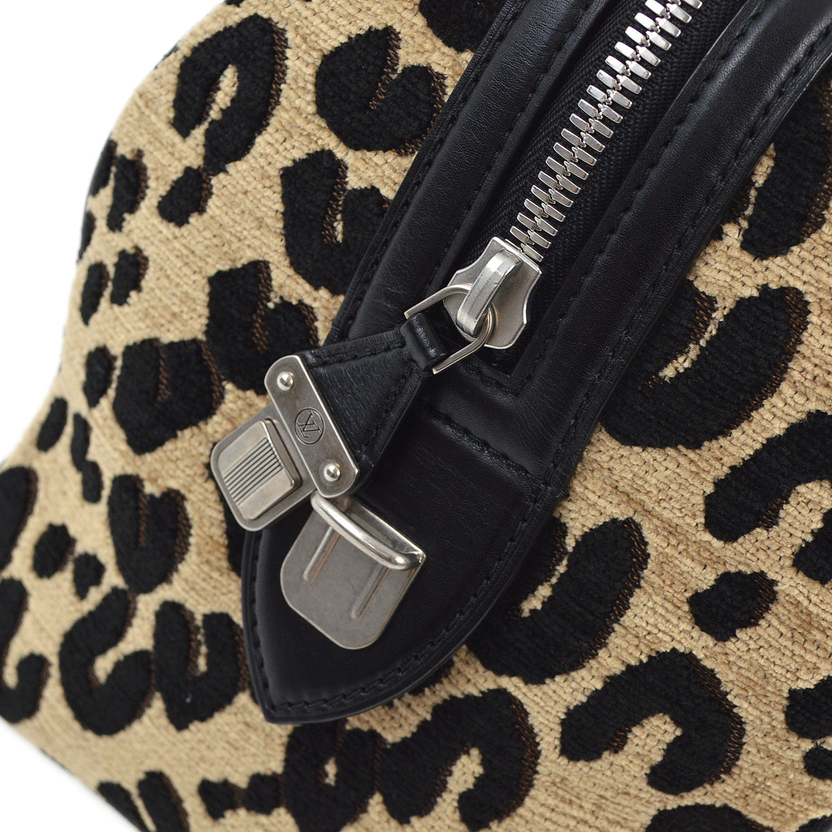 Louis Vuitton 2012 Leopard Speedy 30 Handbag M97396