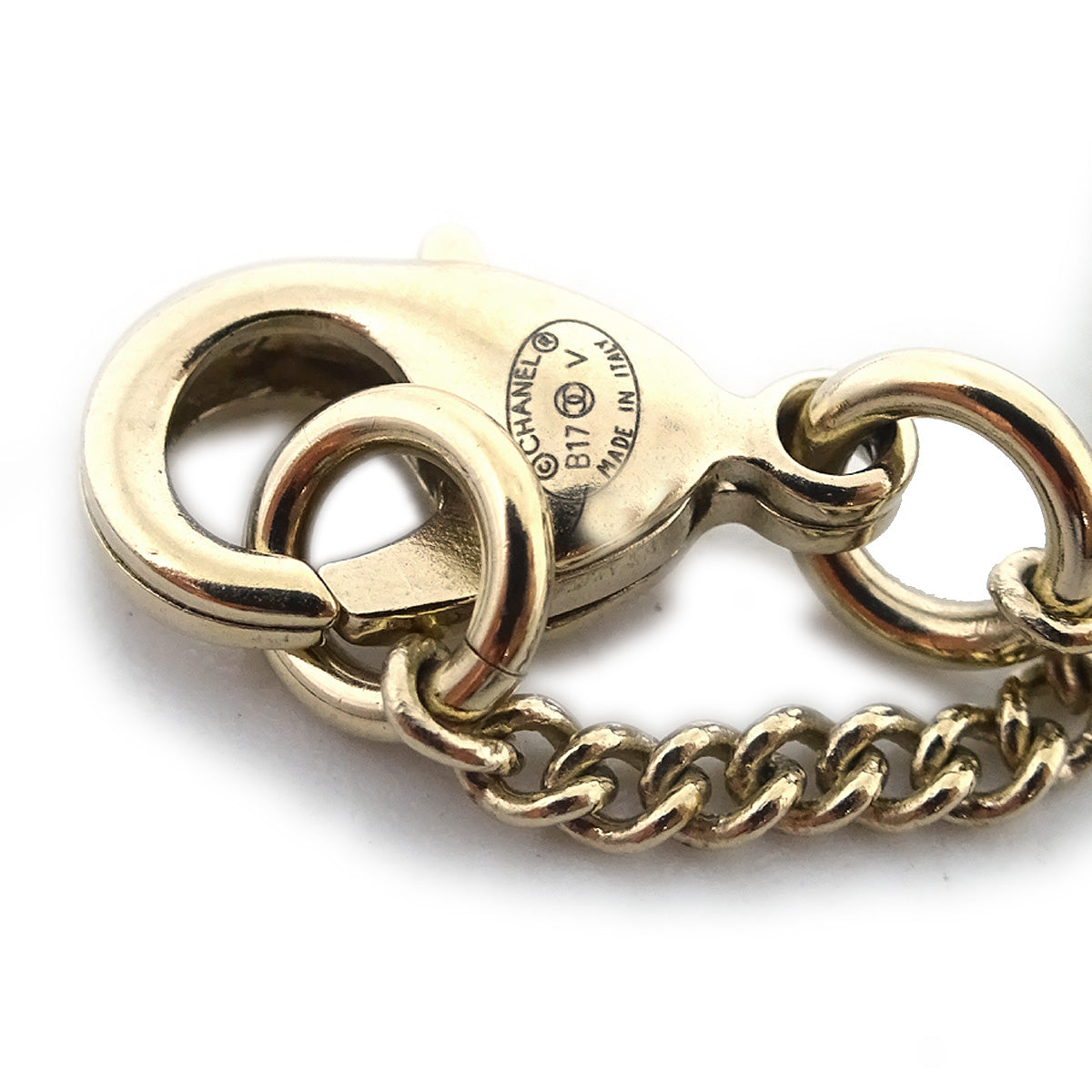 Chanel Gold CC Pendant Necklace B17V