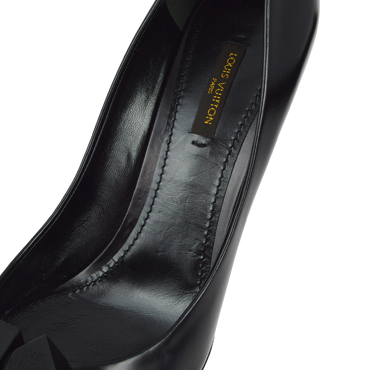 Louis Vuitton Black Calfskin Cube Pumps NL1103M #39 1/2