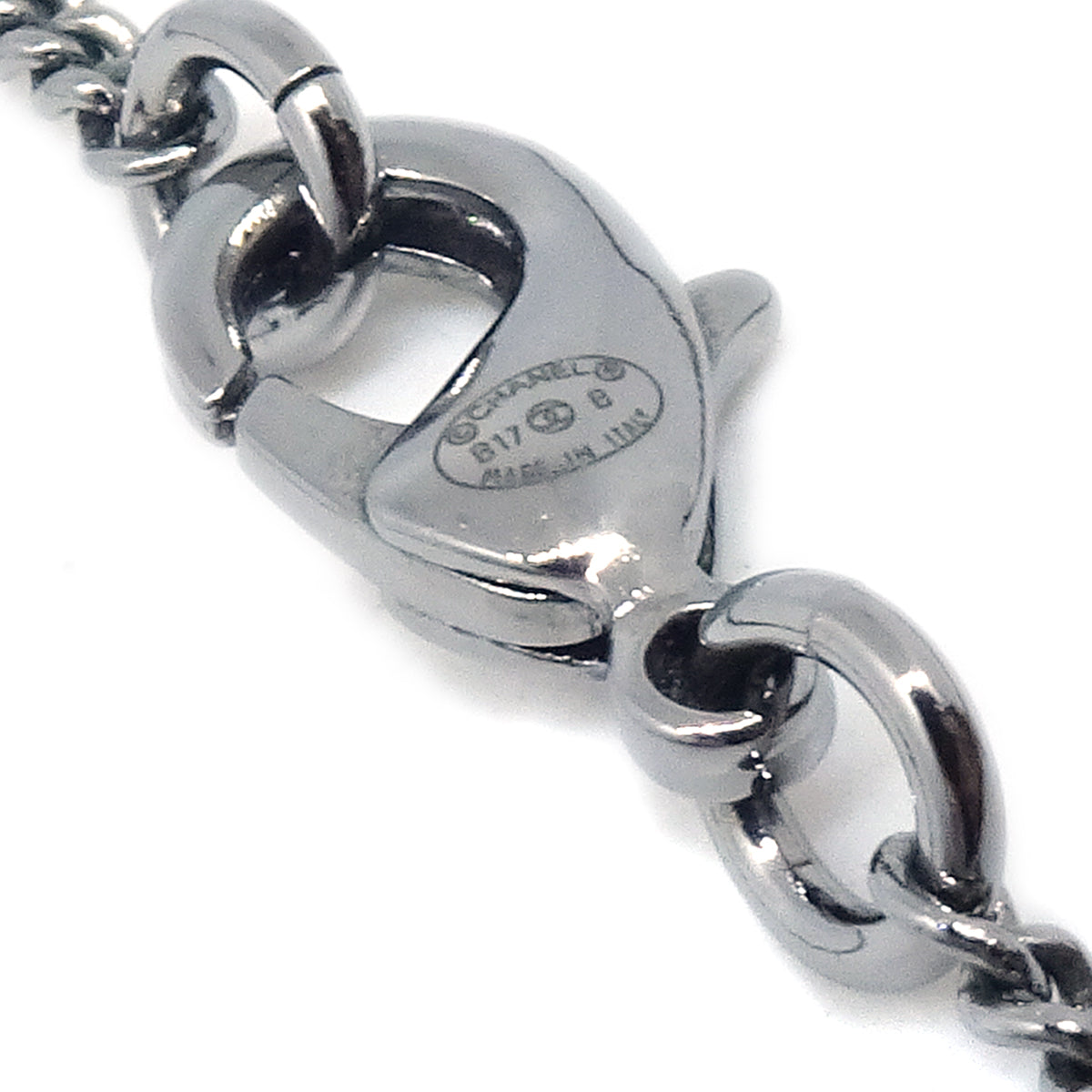 Chanel 2017 Silver Star Necklace Pendant Rhinestone B17B