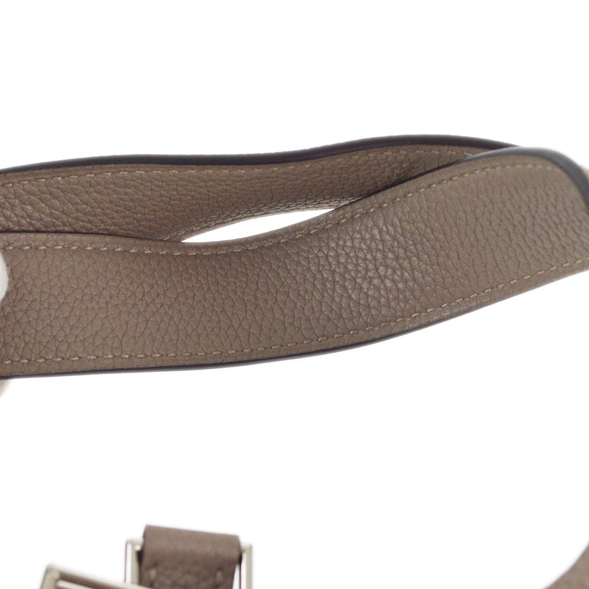 Hermes 2019 Etoupe Taurillon Clemence Picotin Lock 22 MM Handbag