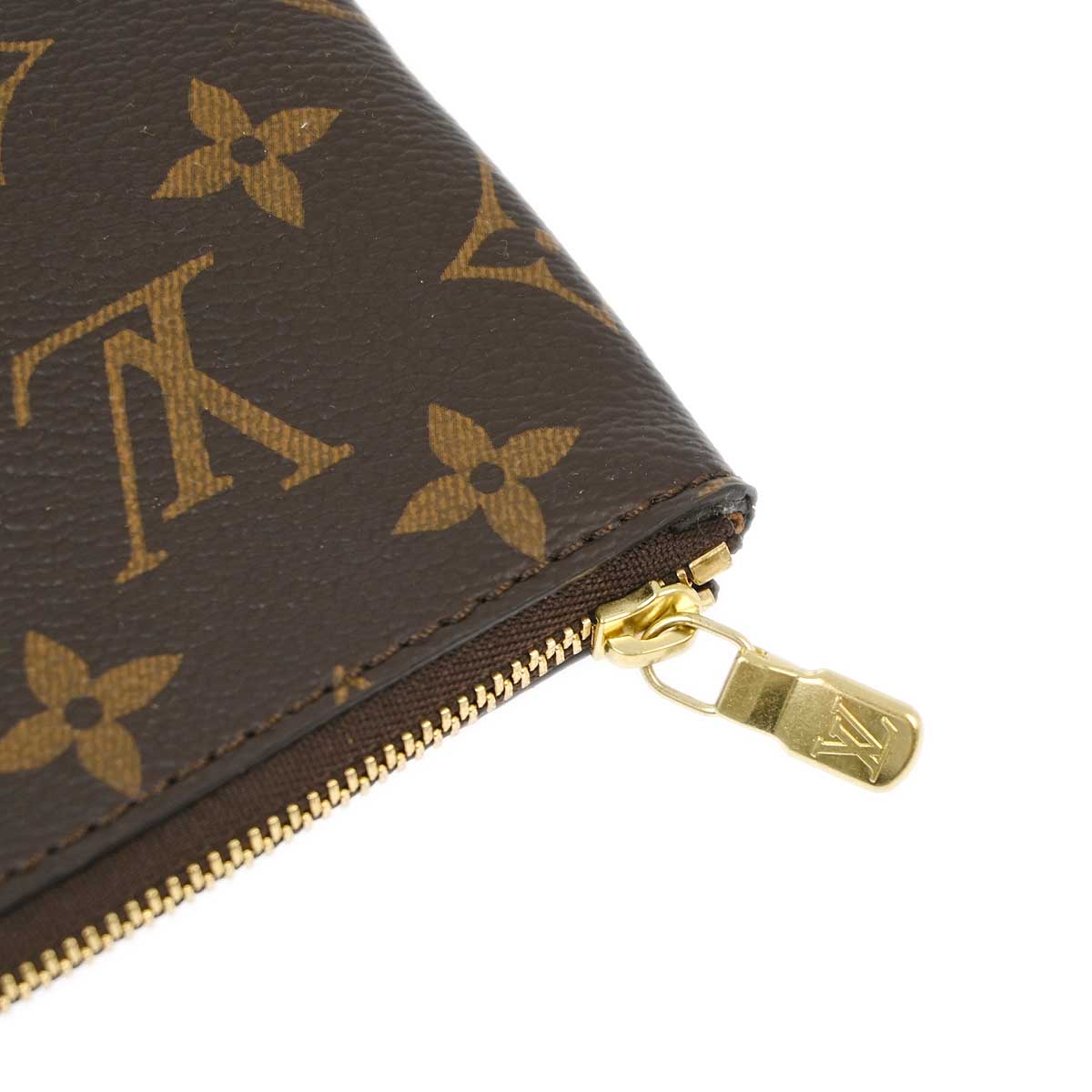 Louis Vuitton 2017 Monogram Etui Voyage PM Clutch M44500